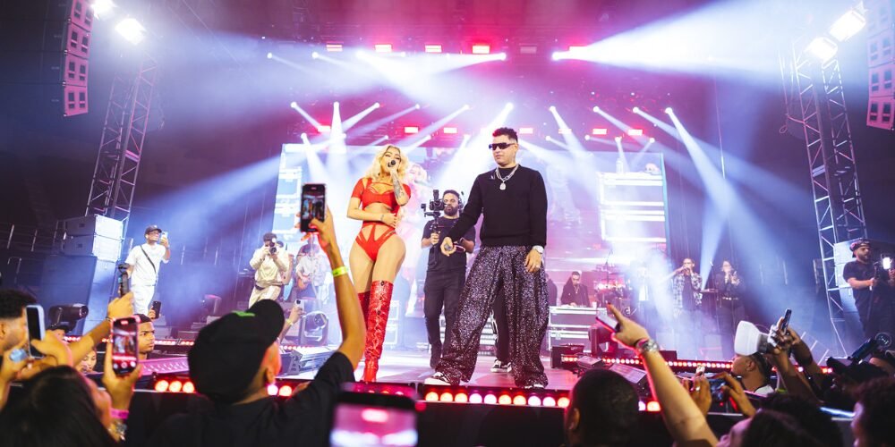 Gran Arena del Cibao hace historia en la Gran Arena del Cibao con uno de los “Capítulos” más memorables de su carrera | 4 | Gran Arena del Cibao hace historia en la Gran Arena del Cibao con uno de los “Capítulos” más memorables de su carrera - Noticias de hoy en República Dominicana | De Último Minuto